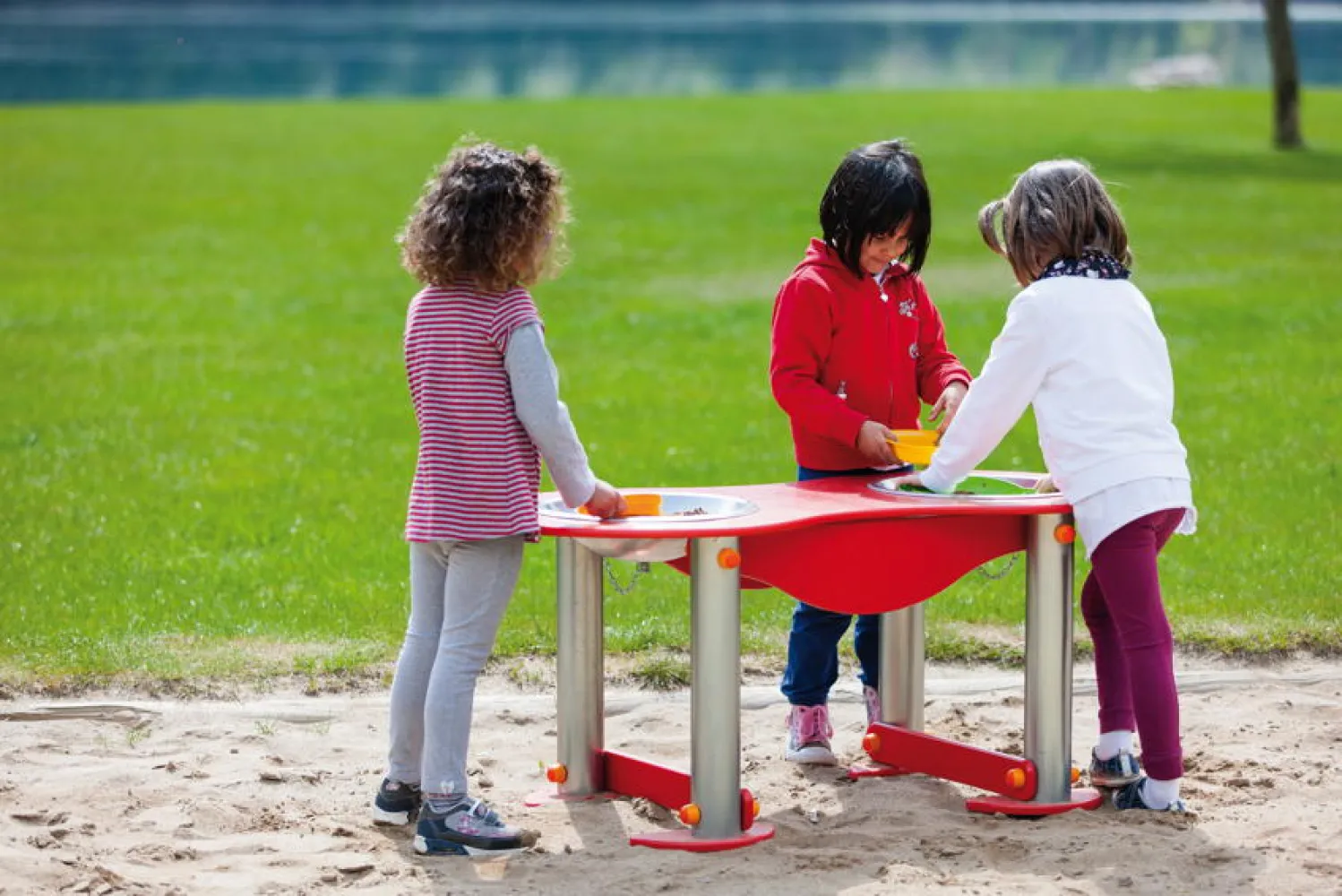 sandy|sandtisch-spieltisch-wasser-spieltisch-holzhof-tavolo_xp13.jpg